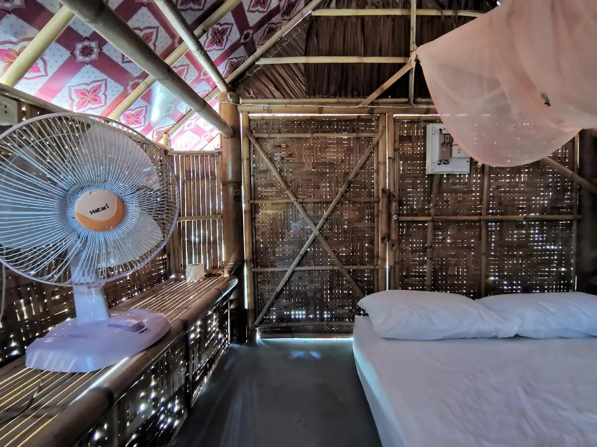 Phuhaya Bamboo Bungalows Ko Lanta Thajsko