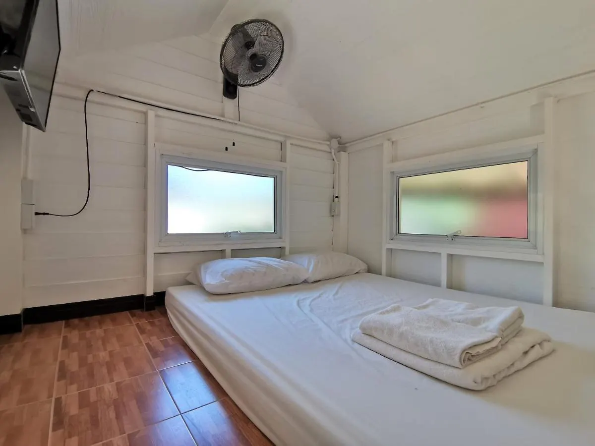 Phuhaya Bamboo Bungalows Ko Lanta