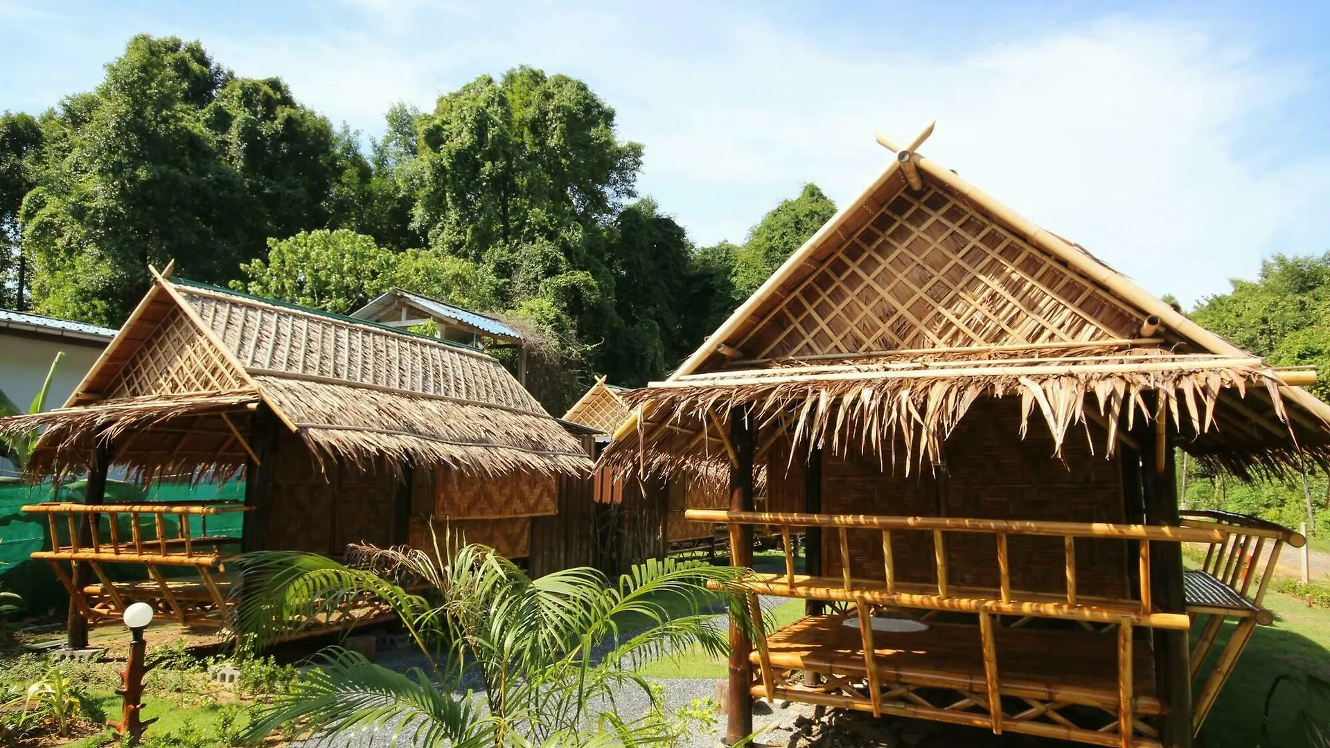 Gasthof Phuhaya Bamboo Bungalows Ko Lanta